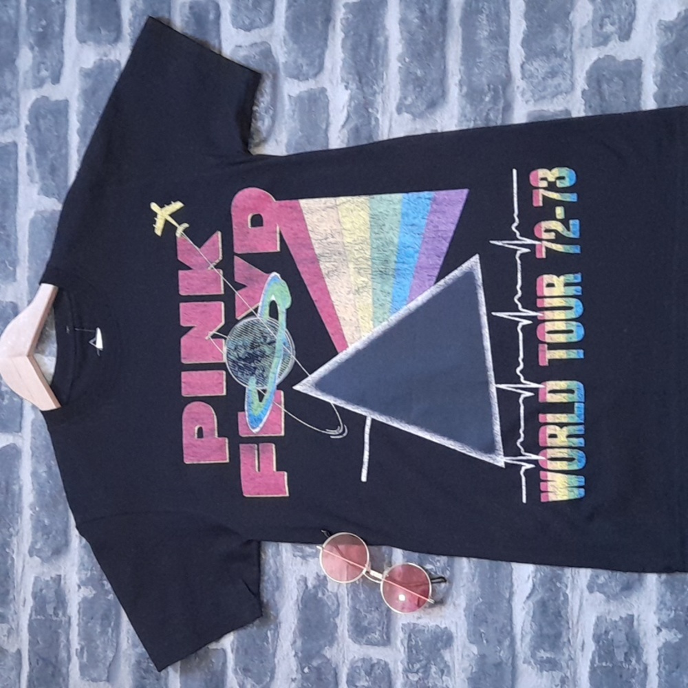 PINK FLOYD WORLD TOUR TEE .BLACK